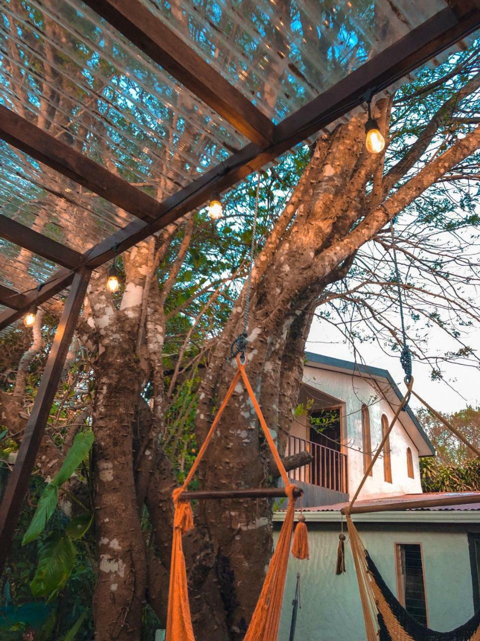 Monte Fresco Hostel Boutique Puntarenas Exterior foto